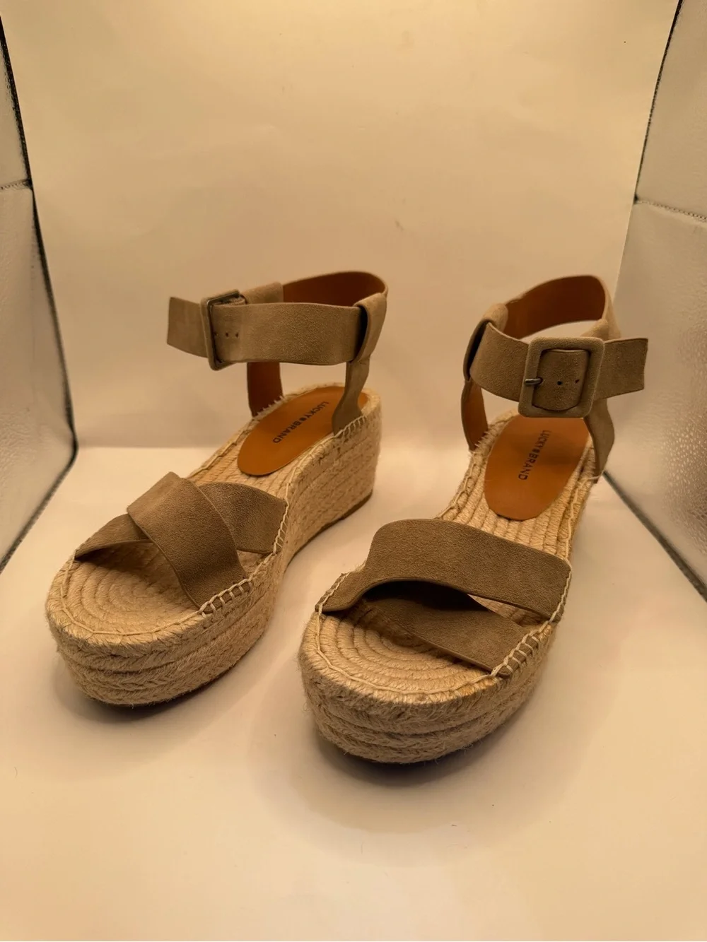 Lucky Brand Audrinah Espadrille Wedge Sandals Taupe Suede Leather Women’s 9.5
